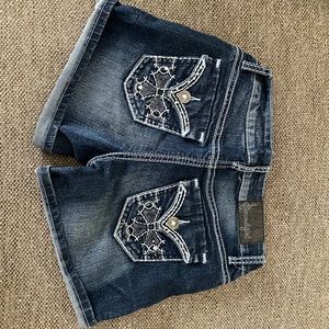 NWOT Soundgirl Cuffed shorts